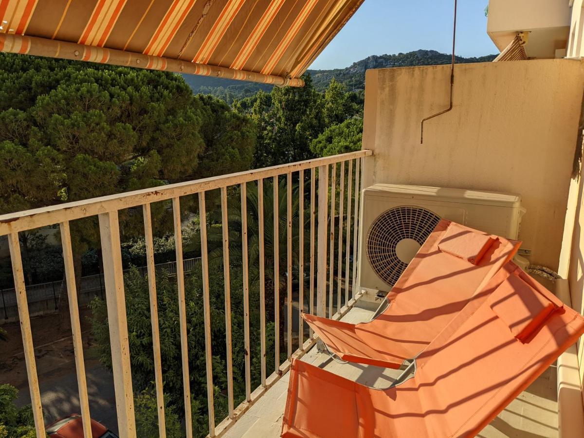 Superbe T2 Proche Des Plages Et Des Commerces Hyeres Luaran gambar